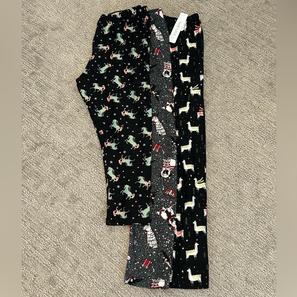 THREE Sweetlegs Leggings